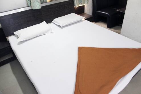 Hotel Santro, Ahmedabad 2
